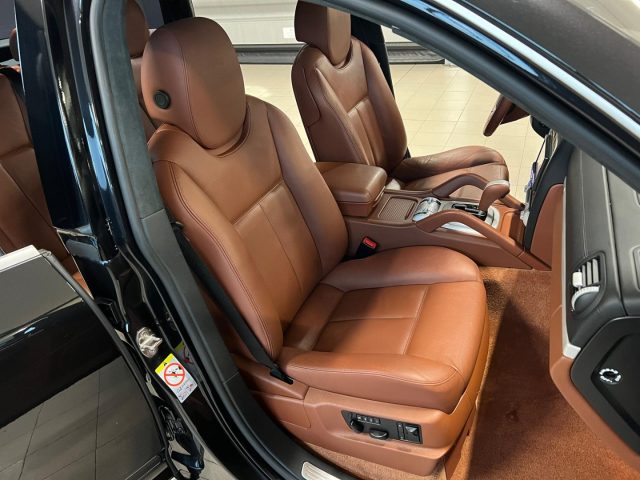 PORSCHE Cayenne usata, con Sistema di navigazione