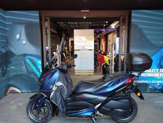 YAMAHA X-MAX 300 usata 2