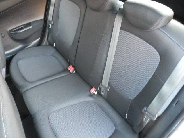 HYUNDAI i20 usata 37