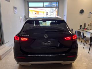 MERCEDES-BENZ GLA 180 usata, con Alzacristalli elettrici
