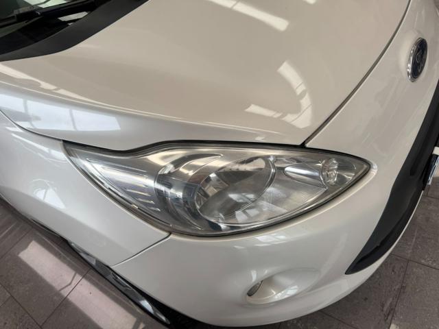 FORD Ka+ usata, con Autoradio