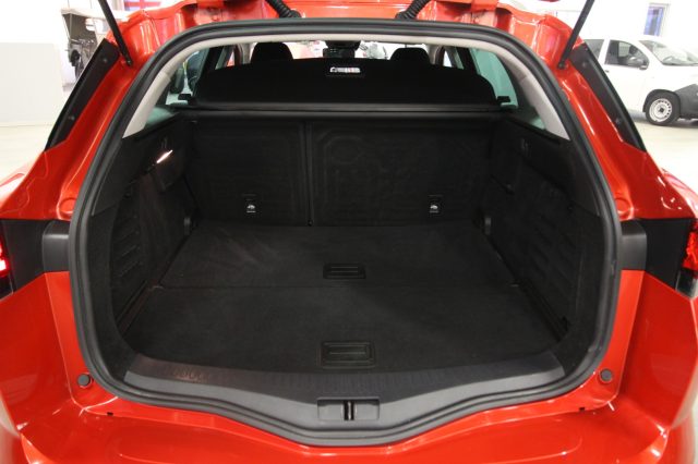 RENAULT Megane usata, con Sedile posteriore sdoppiato