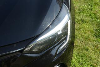 RENAULT Clio usata, con Sensori di parcheggio anteriori