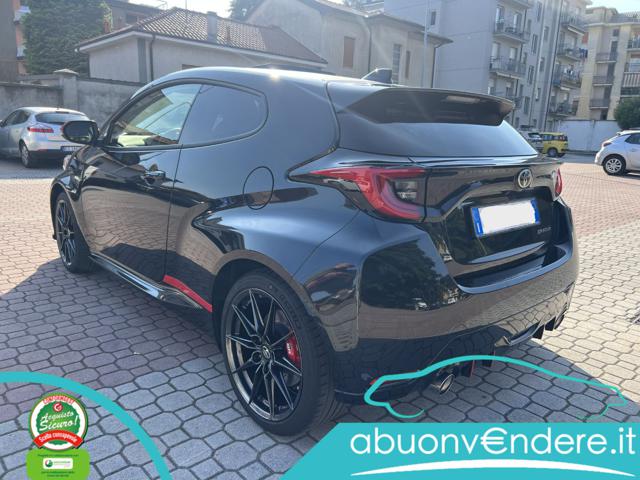 TOYOTA Yaris usata, con Alzacristalli elettrici