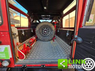 LAND ROVER Defender usata 31