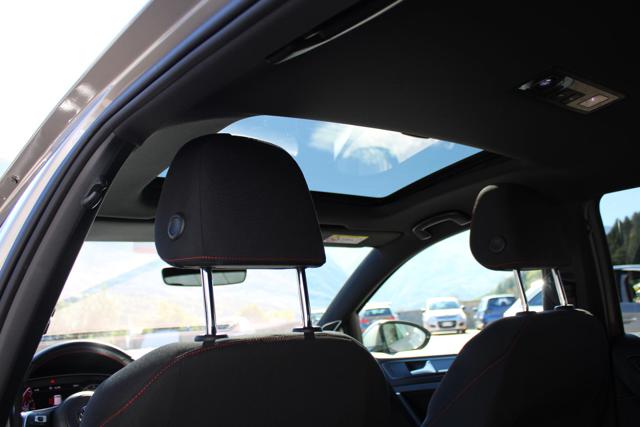 VOLKSWAGEN Golf GTI usata, con Cronologia tagliandi