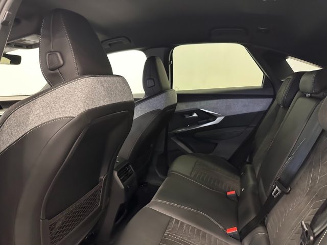 PEUGEOT 3008 usata, con Sensori di parcheggio posteriori