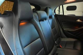 MERCEDES-BENZ GLA 200 usata 32