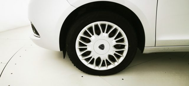 LANCIA Ypsilon usata, con Isofix
