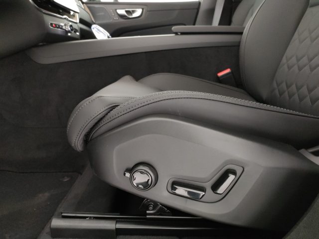 VOLVO XC60 usata, con Sedili riscaldati
