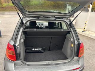 SUZUKI SX4 usata, con Specchietti laterali elettrici