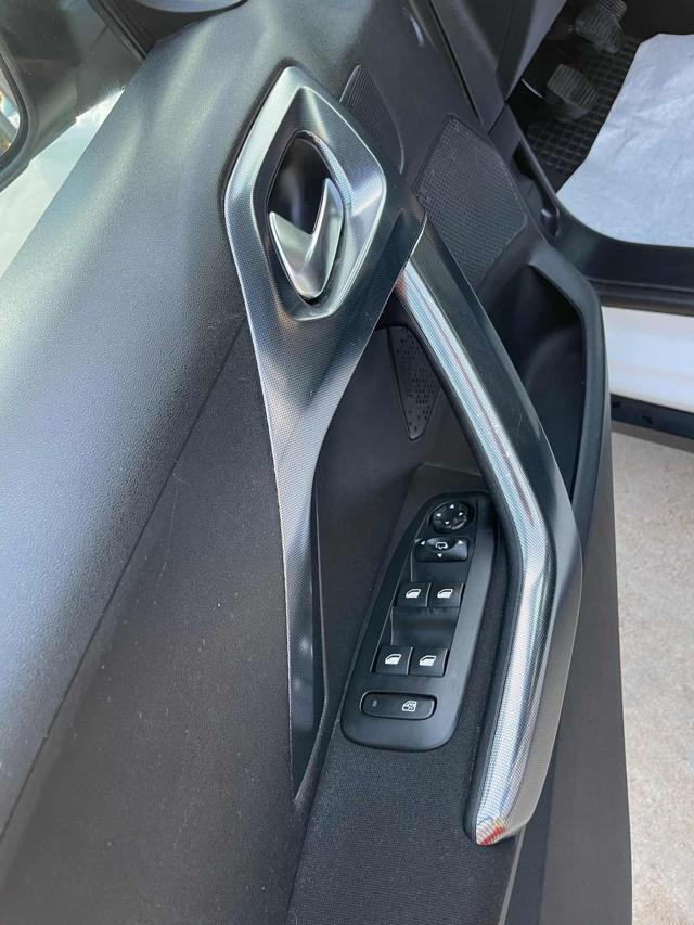 PEUGEOT 2008 usata, con Cronologia tagliandi