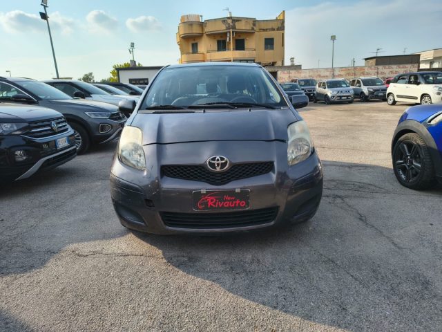 TOYOTA Yaris usata, con ABS