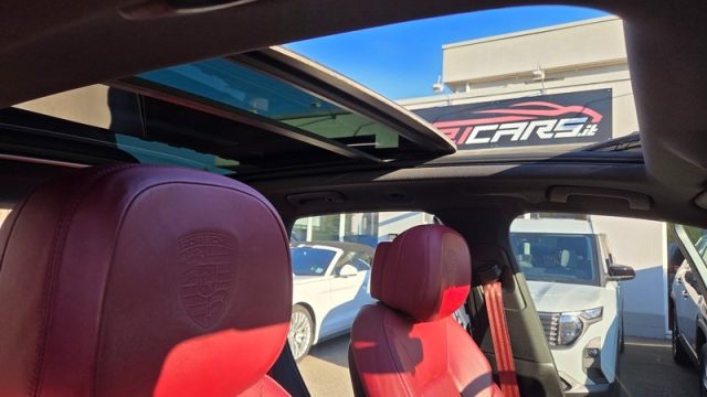 PORSCHE Cayenne usata, con Interni in pelle