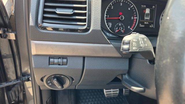 VOLKSWAGEN Amarok usata, con ESP
