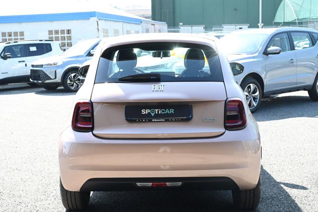 FIAT 500e usata, con Climatizzatore