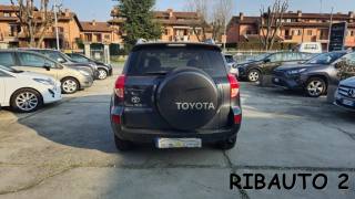 TOYOTA RAV 4 usata, con Regolazione elettrica sedili