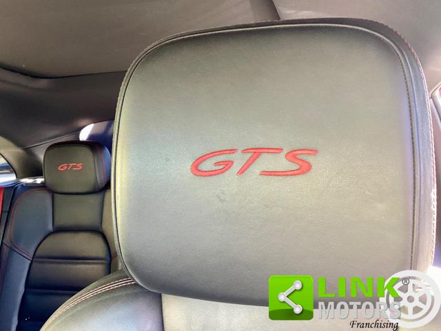 PORSCHE Macan usata, con Touch screen