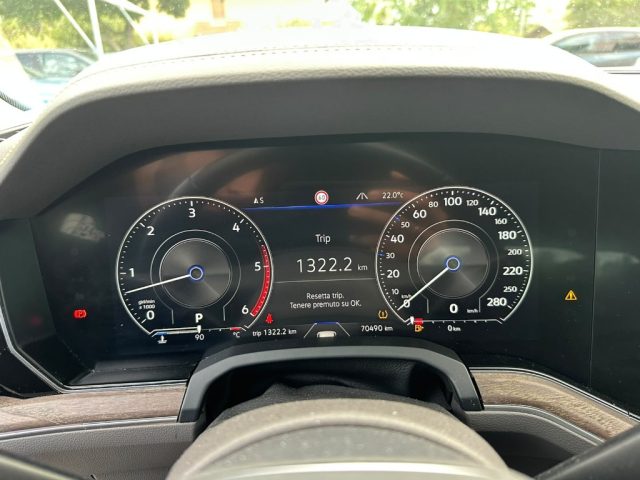 VOLKSWAGEN Touareg usata, con Controllo trazione
