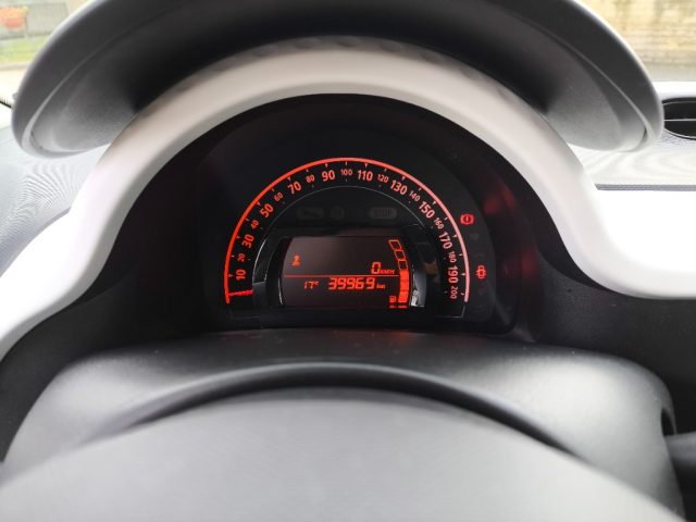 RENAULT Twingo usata 12