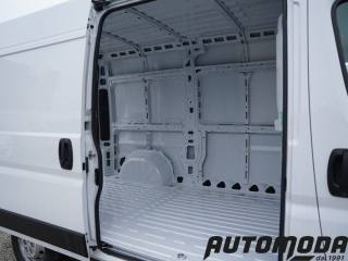 PEUGEOT Boxer usata, con Servosterzo
