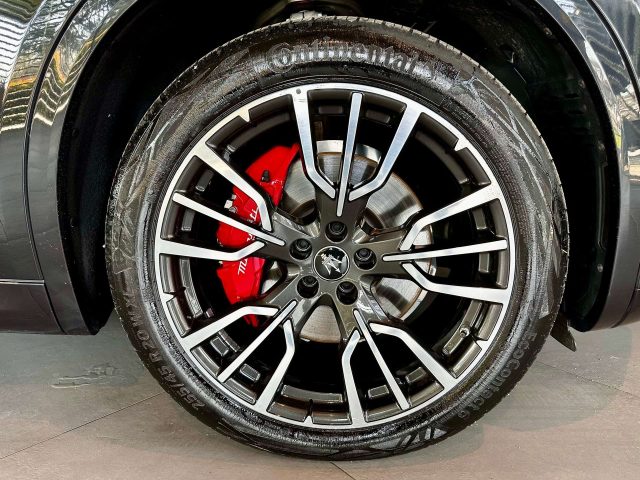 MASERATI Grecale usata, con Alzacristalli elettrici