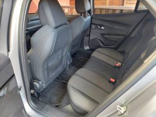 PEUGEOT 2008 usata, con Controllo automatico clima