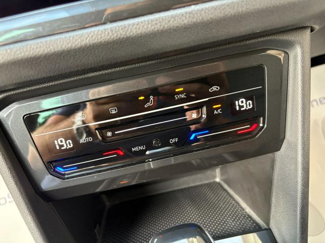VOLKSWAGEN Tiguan usata, con Touch screen