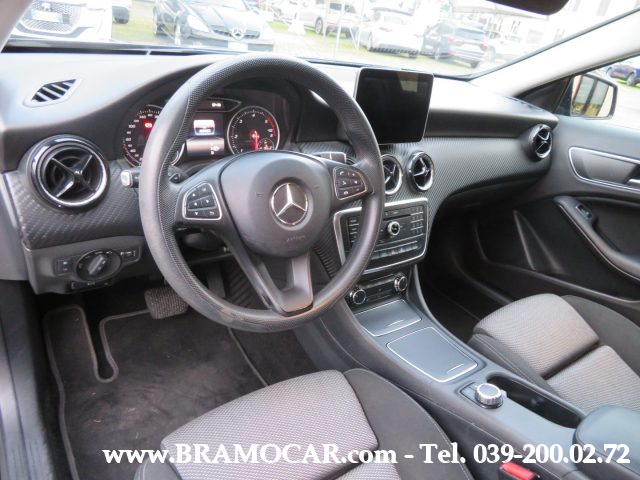 MERCEDES-BENZ GLA 180 usata, con Cruise Control