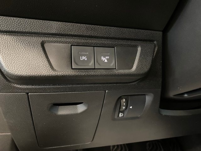 DACIA Sandero usata, con Touch screen