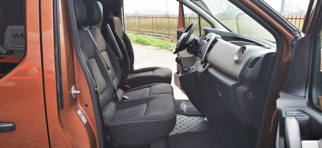 NISSAN NV300 usata, con Specchietti laterali elettrici