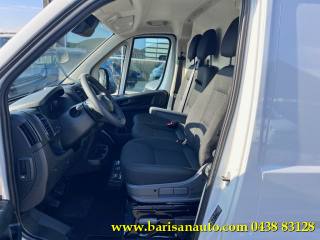 PEUGEOT Boxer usata, con Autoradio