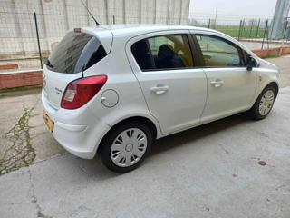 OPEL Corsa usata, con Climatizzatore