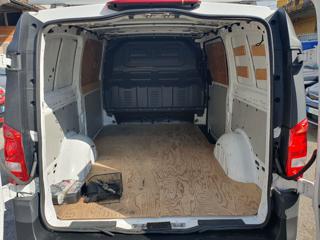 MERCEDES-BENZ Vito usata, con Climatizzatore