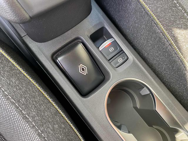 RENAULT Captur usata, con Sensore di pioggia