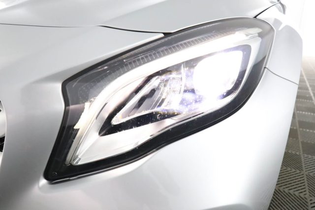MERCEDES-BENZ CLA usata 7