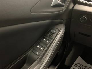 OPEL Grandland X usata, con USB