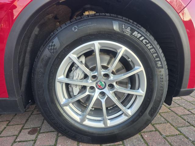 ALFA ROMEO Stelvio usata, con Chiusura centralizzata