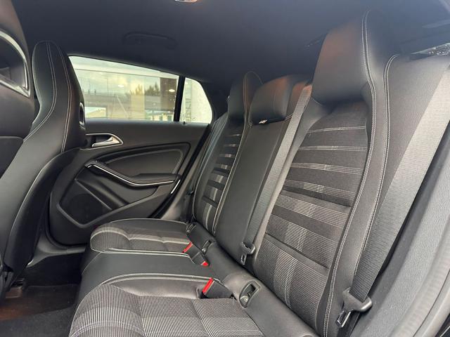MERCEDES-BENZ CLA 200 usata, con Controllo automatico clima