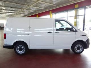 VOLKSWAGEN Transporter usata, con Autoradio