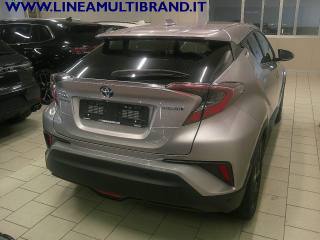 TOYOTA C-HR usata, con Autoradio