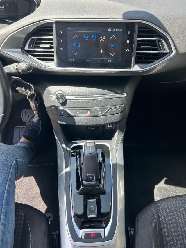 PEUGEOT 308 usata, con Climatizzatore