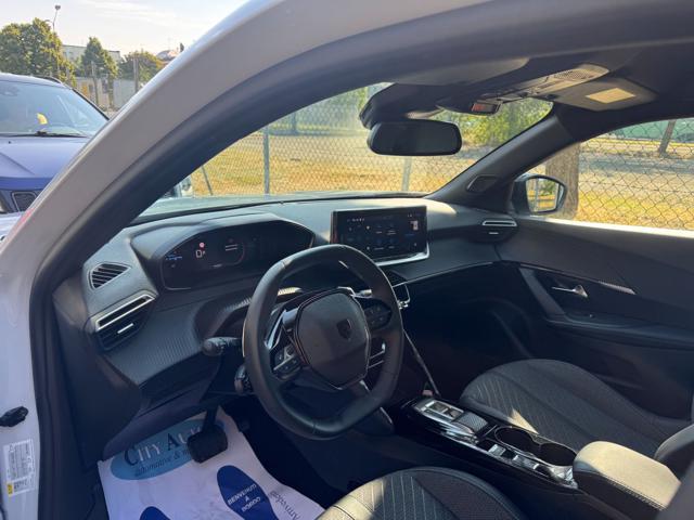 PEUGEOT 2008 usata, con Boardcomputer