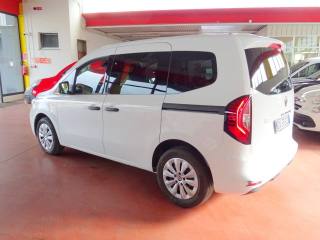 RENAULT Kangoo usata, con Airbag