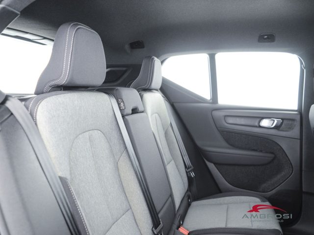 VOLVO XC40 usata 9