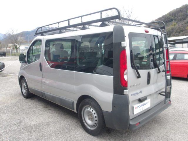 RENAULT Trafic usata, con Autoradio