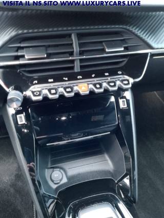 PEUGEOT 2008 usata, con Sedili sportivi