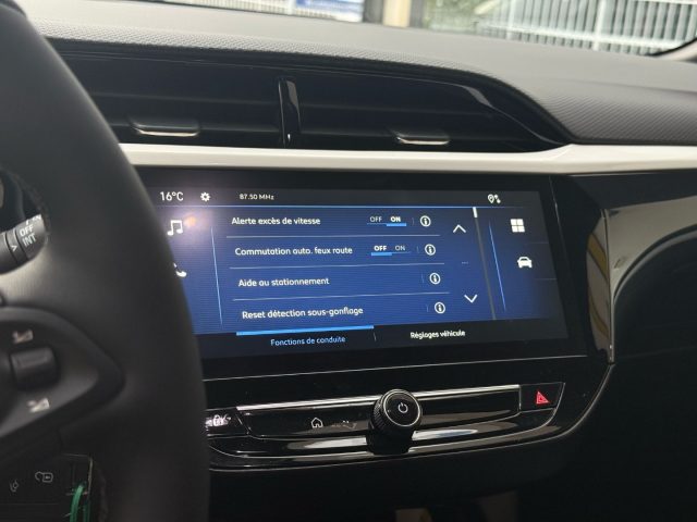 OPEL Corsa usata, con Fari LED