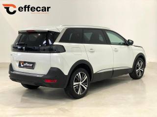 PEUGEOT 5008 usata, con Autoradio