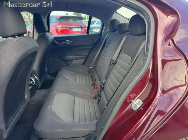 ALFA ROMEO Giulia usata, con Boardcomputer